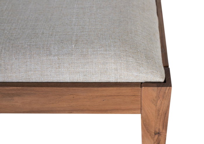 GINER Y COLOMER Banc en bois d'acacia massif avec revêtement en tissu beige